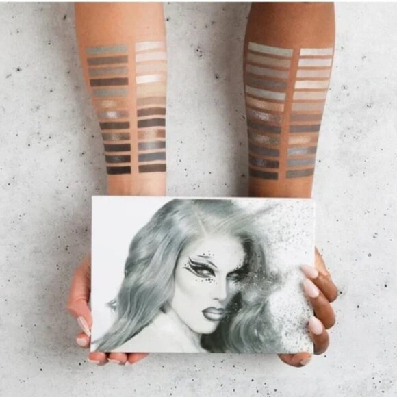 Jeffree Star Cremated Artistry Palette - BNIB - Picture 2 of 6